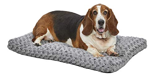MidWest Homes for Pets Deluxe Dog Beds Super Plush Dog & Cat Beds Ideal for Dog Crates Machine Wash...